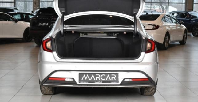 фото 692078-09 - Под такси