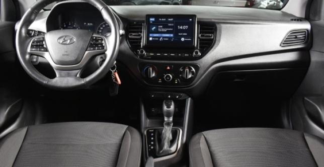 фото 693711-13 - Под такси