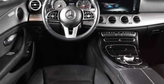 фото 697765-10 - Под такси