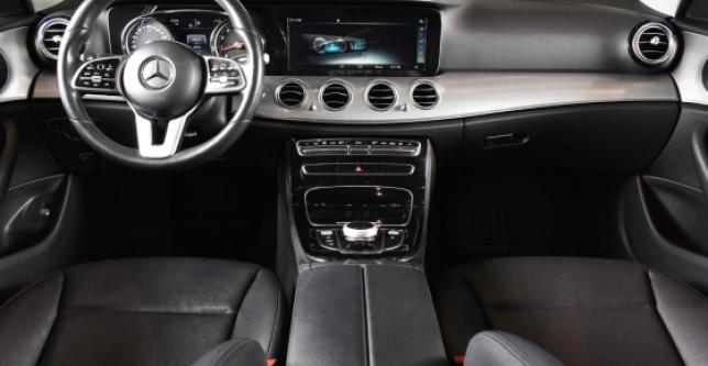 фото 697765-13 - Под такси