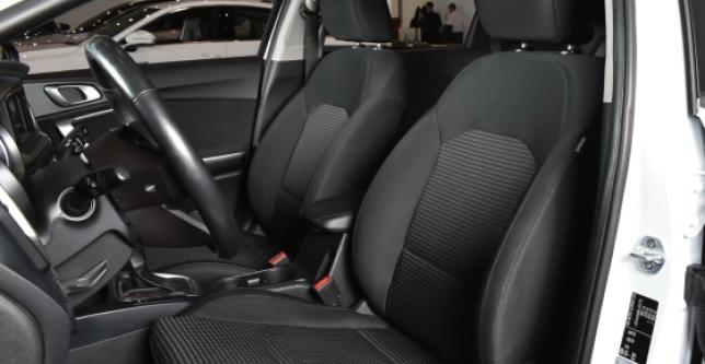 фото 697772-14 - Под такси