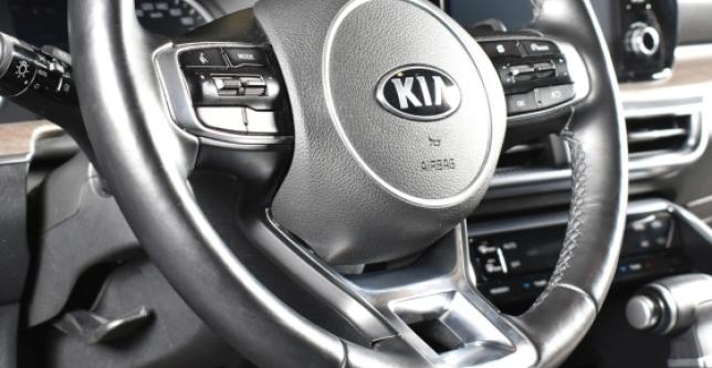 фото 698068-17 - Под такси