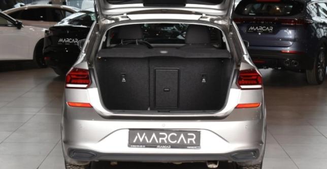 фото 698075-07 - Под такси