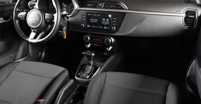 фото 698077-12 - Под такси