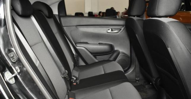 фото 698077-16 - Под такси