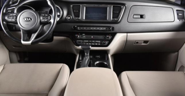 фото 698164-14 - Под такси