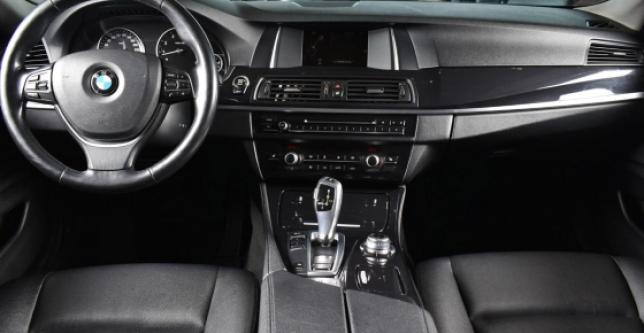 фото 698377-14 - Под такси