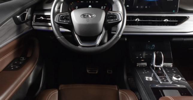 фото 699817-10 - Под такси