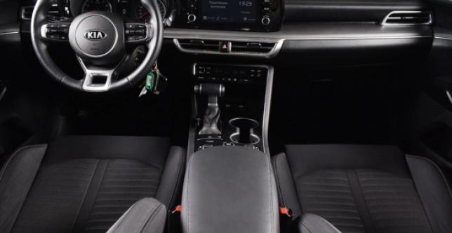 фото 700985-13 - Под такси