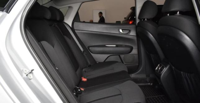 фото 701799-11 - Под такси