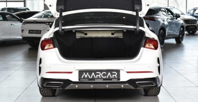 фото 702725-09 - Под такси