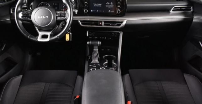 фото 702725-13 - Под такси