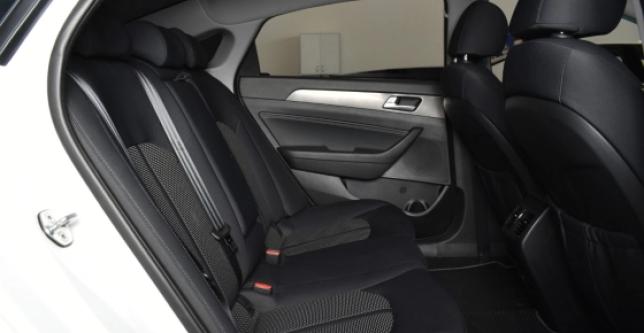 фото 702741-11 - Под такси