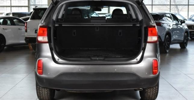 фото 703164-09 - Под такси