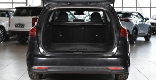 фото 703974-09 - Под такси