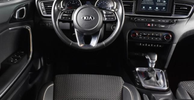 фото 703974-10 - Под такси