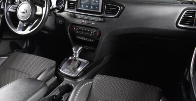 фото 703974-12 - Под такси