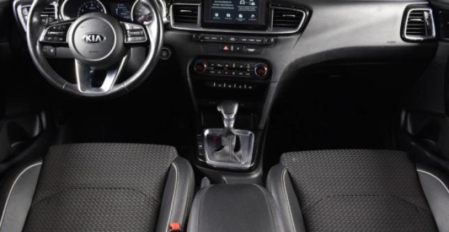 фото 703974-13 - Под такси