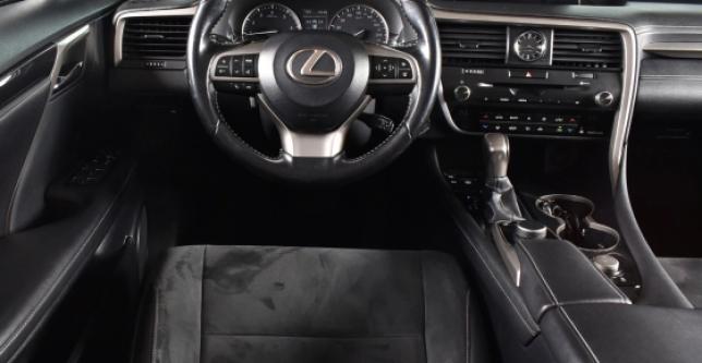 фото 703975-10 - Lexus