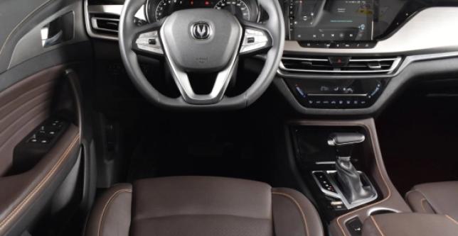 фото 704214-10 - Под такси