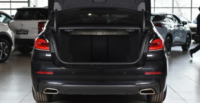 фото 704416-10 - Под такси