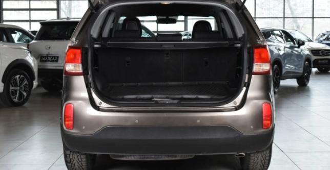 фото 704419-09 - Под такси