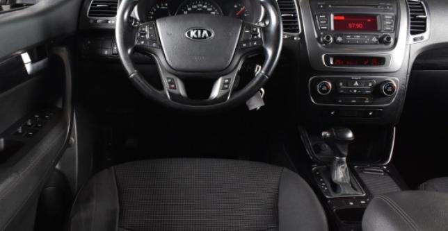 фото 704419-10 - Под такси