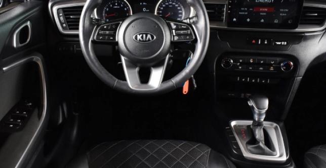 фото 704422-10 - Под такси