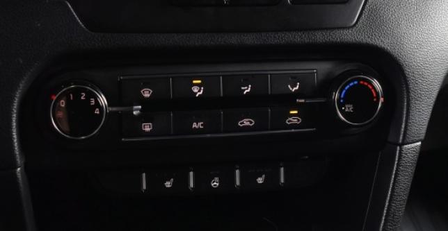 фото 704422-20 - Под такси