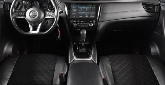 фото 704425-13 - Под такси