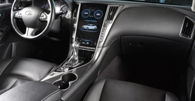 фото 704649-12 - Под такси