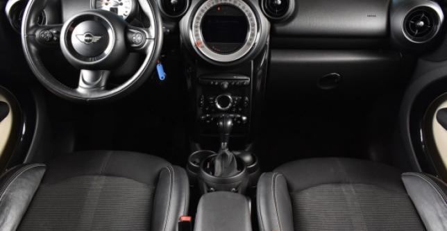 фото 706055-13 - Под такси