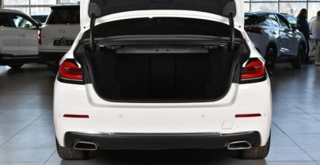 фото 706693-10 - Под такси