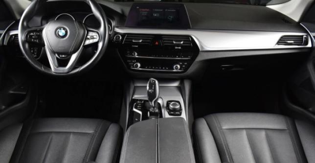 фото 706695-13 - Под такси