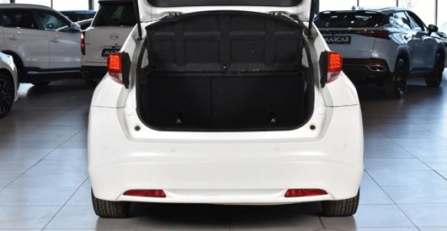 фото 708826-09 - Под такси