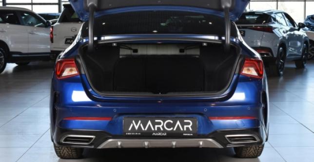 фото 709667-09 - Под такси