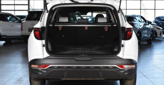 фото 709737-09 - Под такси