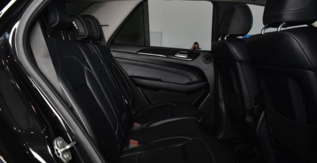 фото 709745-11 - Под такси