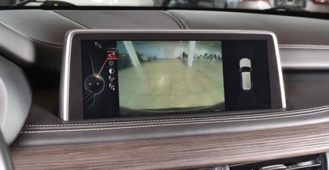 фото 70b9a61dc9b4 - BMW