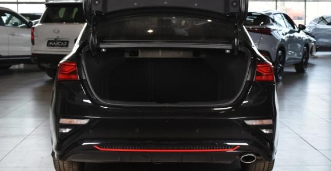 фото 713346-09 - Под такси