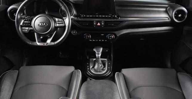 фото 713346-13 - Под такси