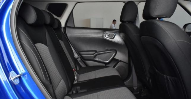 фото 714659-11 - Под такси