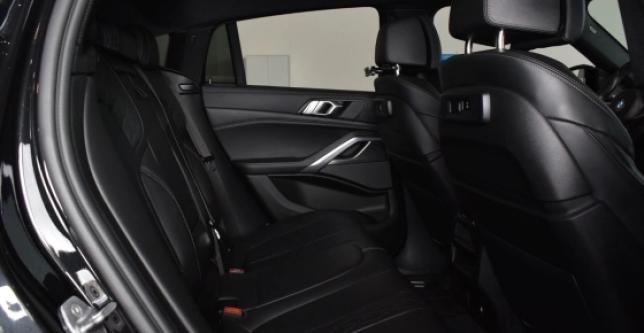 фото 716815-12 - Под такси