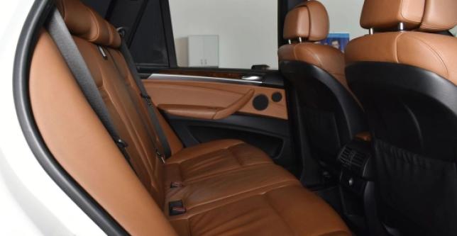 фото 718620-11 - Под такси