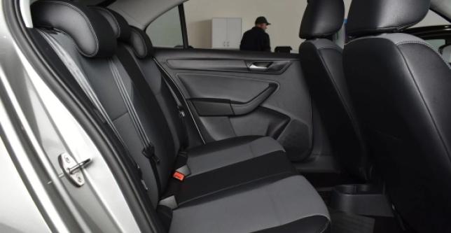 фото 718905-11 - Под такси