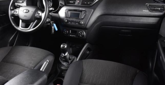 фото 719357-12 - Под такси