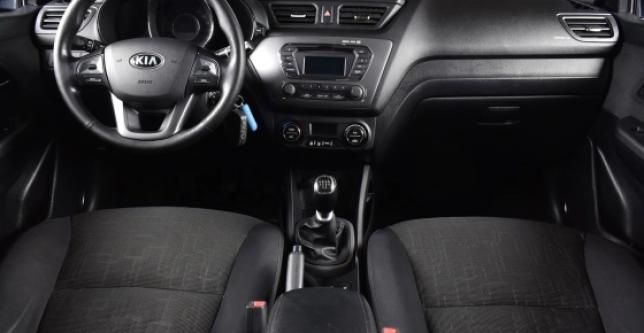 фото 719357-13 - Под такси