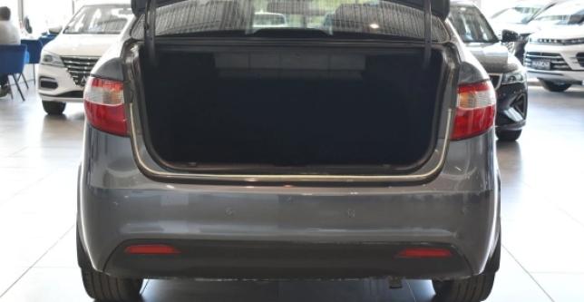 фото 730802-07 - Под такси