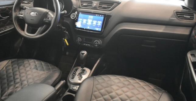 фото 730802-10 - Под такси