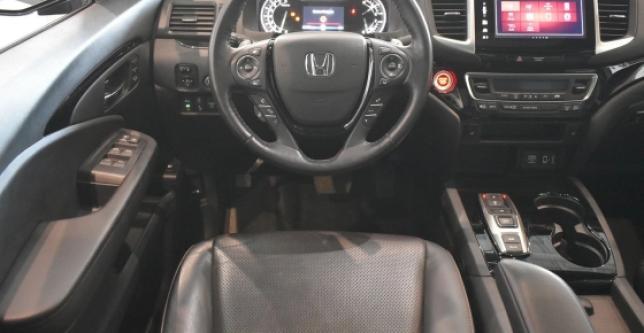 фото 731070-08 - Под такси